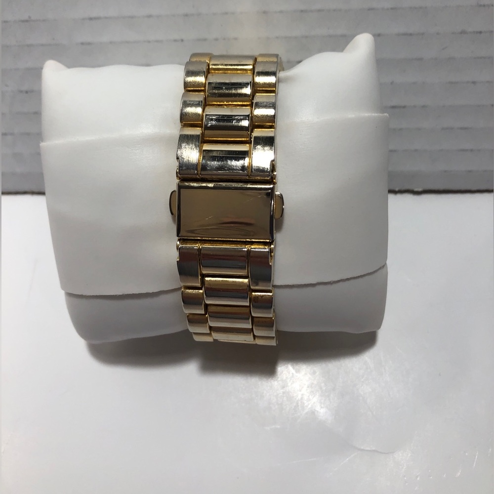 JOLIE Watch - Picture 3 of 6